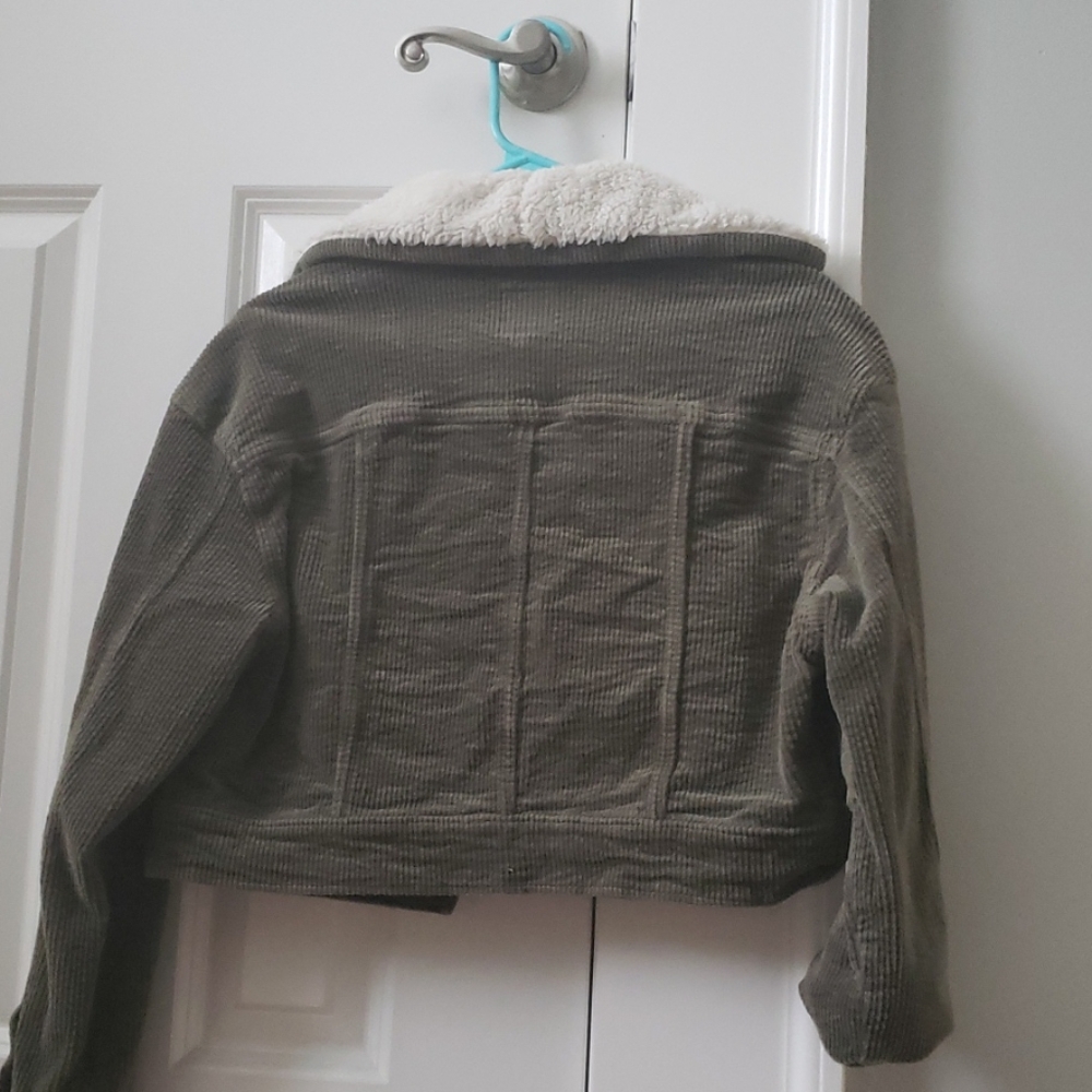 Jacket - Picture 2 of 3